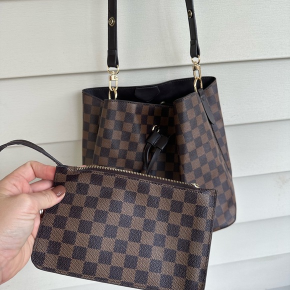 Purse - Picture 3 of 6